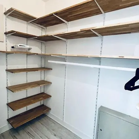 Apartamento Stylish Unit In The Center Of Senlis Senlis  Exterior foto