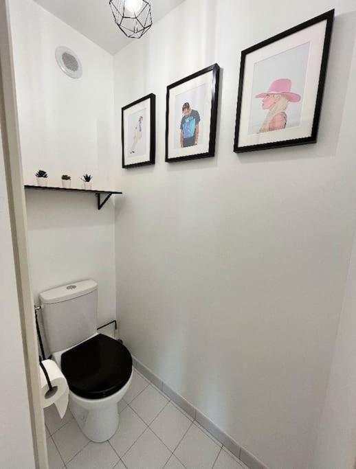 Stylish Unit In The Center Of Senlis *
